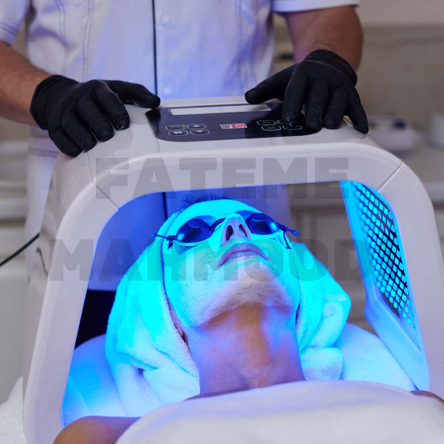 Photo of customers receiving beauty services